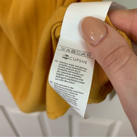 NWT Cupshe Mustard Yellow Embroidered Tank Top, size S - Picture 5 of 7